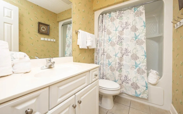 Phoenix Ix 805 3 Bedroom Condo