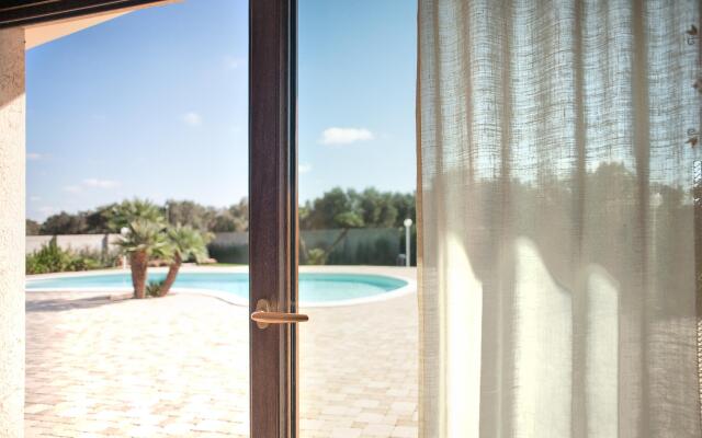 Large villa with pool