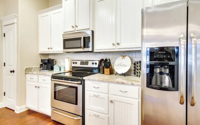 Chic Thomas Square Home in Walkable Location!