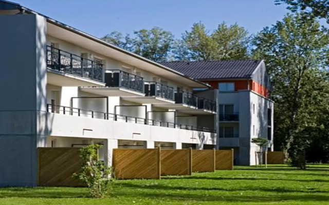 Adonis Divonne Résidence du Lac