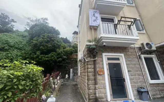 Zhuhai Wanshan Town Dongao Island Yueju Chinese Inn