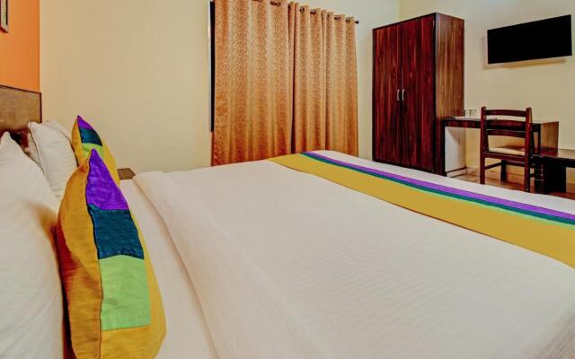 Itsy Hotels Royal Monarch