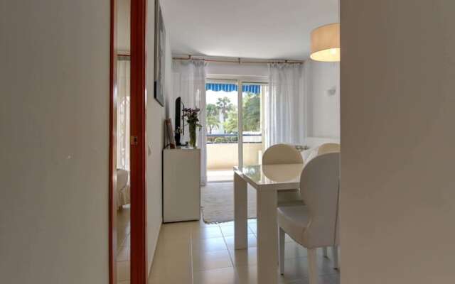 Alea Rentals - Punta Prima