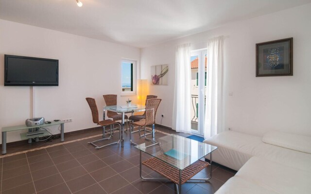 Stunning Apartment in Postira With Wifi and 2 Bedrooms