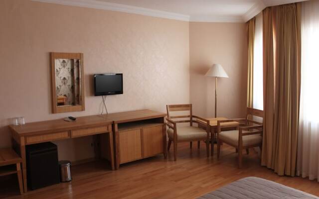 Hotel Rena