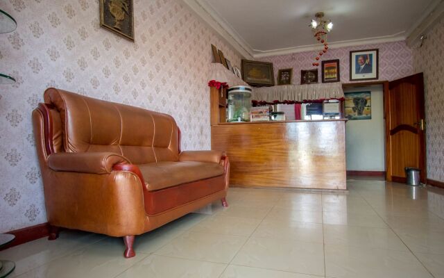 La Grand Chez Johnson Hotel Muyenga