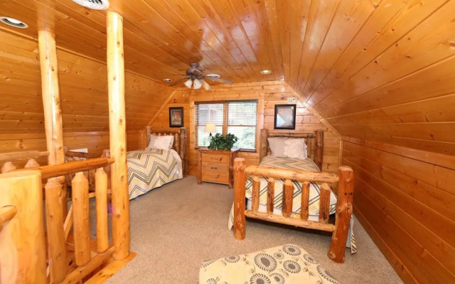 Up Up  Away - Two Bedroom Cabin