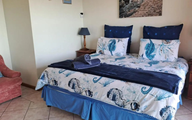 Villa @ 19 Palm with spectacular sea views