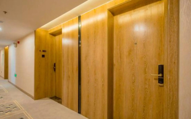 Tiangong International Hotel