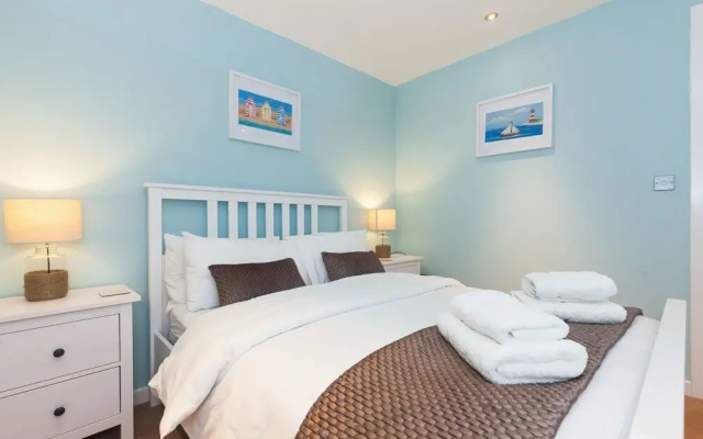 Modern Two Bedroom Apartment