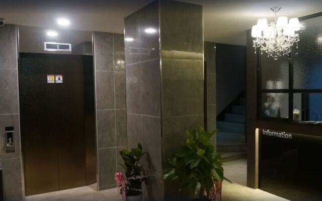 Hotel MU