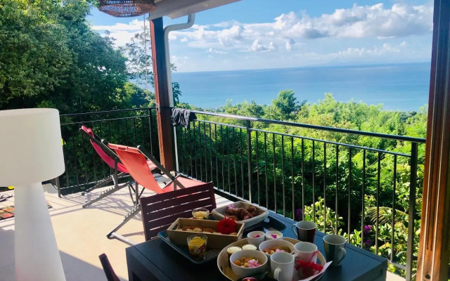 Magnifique Villa Bauhinia, Piscine vue mer
