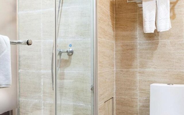 Longyan Yue Feng Super 8 Hotel