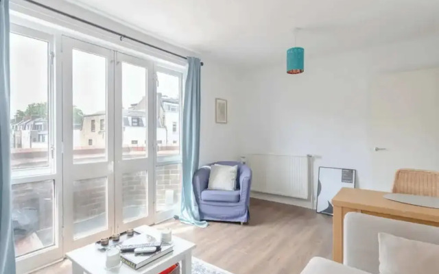 Bright & Calming 1BD Flat - Islington
