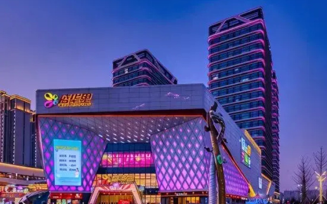 Qianxun · Movie Hotel