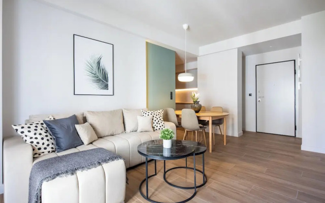 Nostalgia 1-Bedroom Apartment in Athens