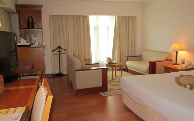 First Hotel – Guest Rooms – Ho Chi Minh City