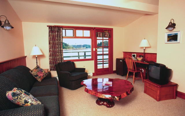 April Point Resort
