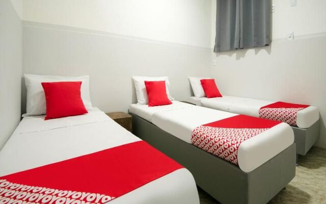 Oyo 131 Girassol Carioca