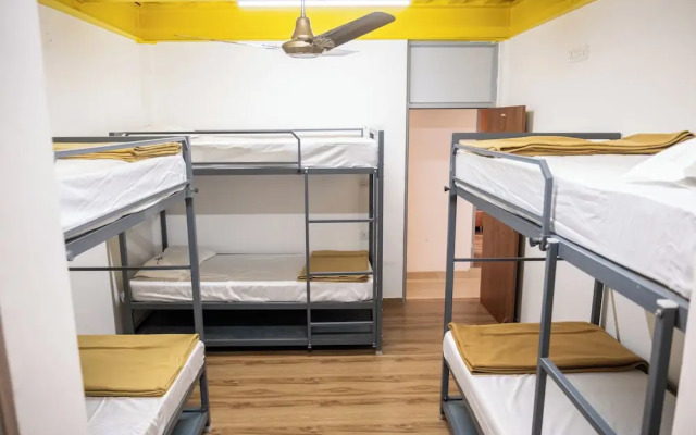 Stopover Backpackers Stay