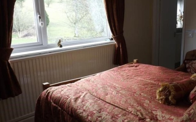 The Red Lion Country Inn