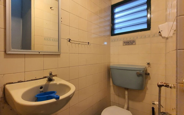 ZEN Rooms Check In Hotel 2