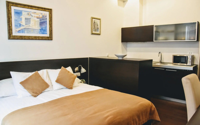 Celenga Apartments with free offsite parking