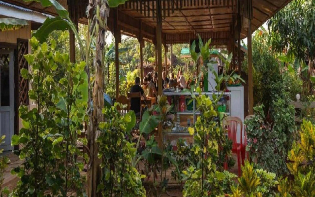 Hill Garden Hotel
