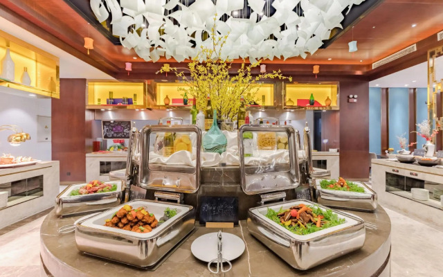 Andeli Hotel