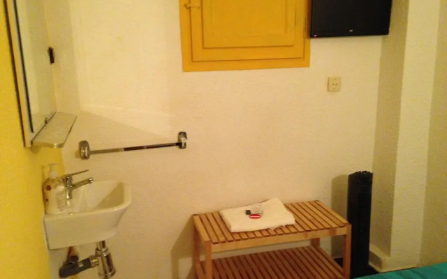 Hostal Delfos