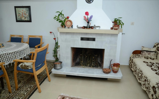 Къща за Гости Солакови **