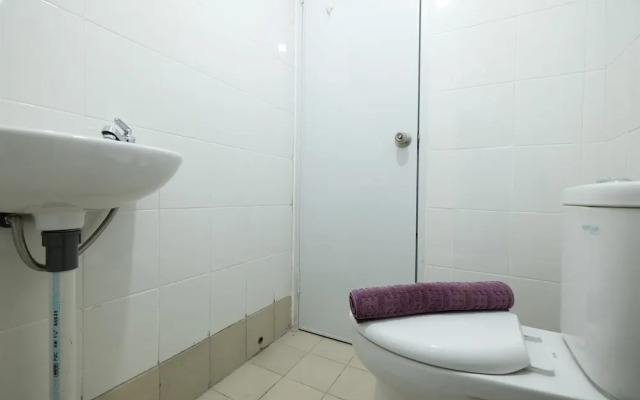 Exclusive 2Br Near Shopping Center Bassura City Apartment
