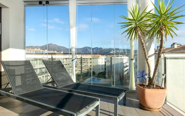 V011 - MARITIM - Roses