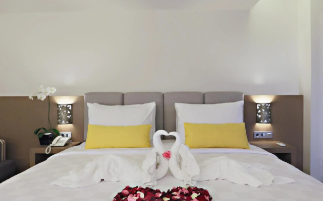 Euphoria Hotel