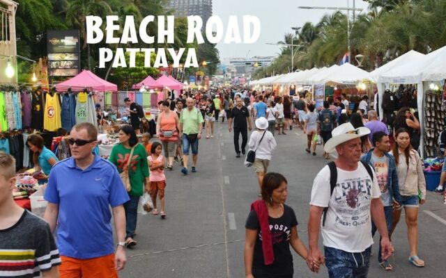 Madee Villa - Pattaya Holiday House Walking Street