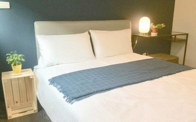Hsr B&B