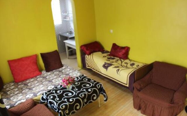 Guest House Sokhumi St 47