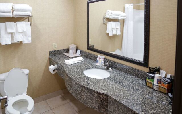 Comfort Inn & Suites