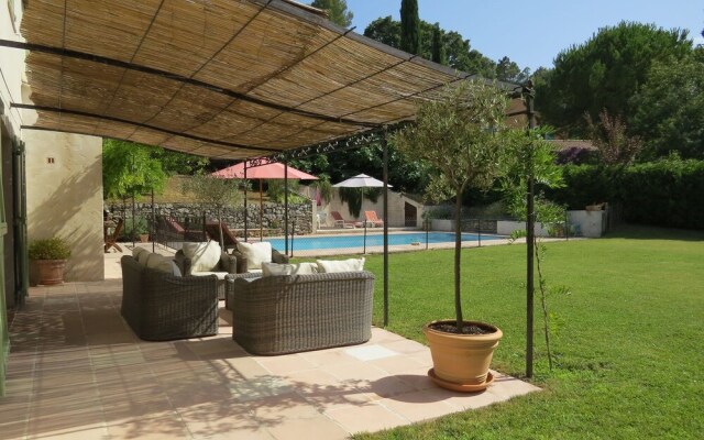 Lovely Villa in Valbonne with Swimming Pool