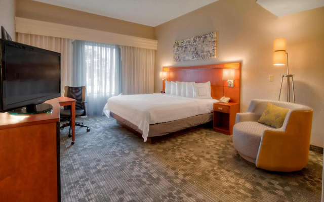 Courtyard by Marriott Memphis Germantown