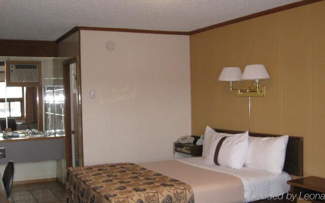 Canadas Best Value Inn