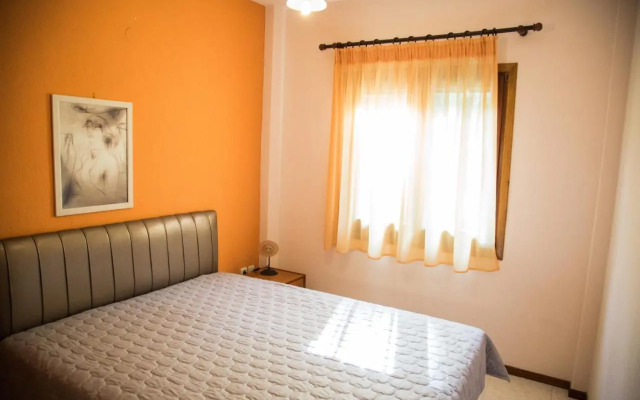 Elenas Studios