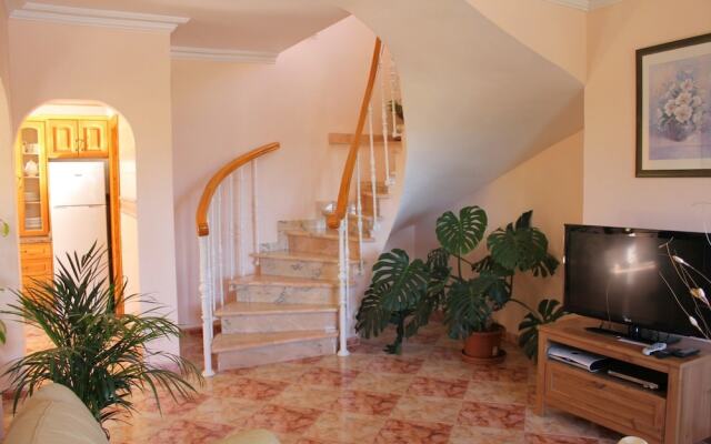 Villa Mercedes Canovas Nerja