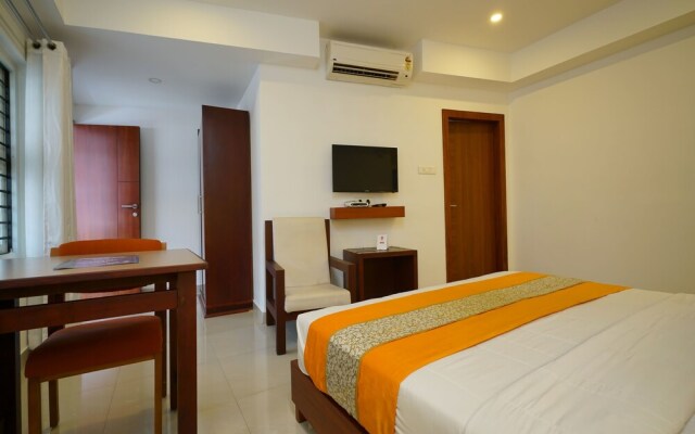 OYO 5077 Queens Hotel