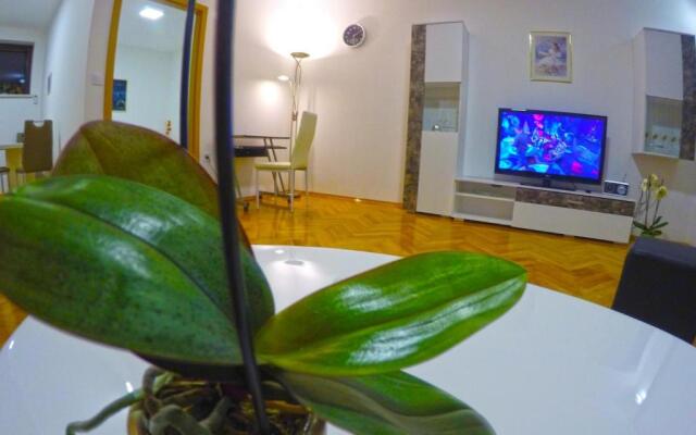 Apartmani Oletić 4*