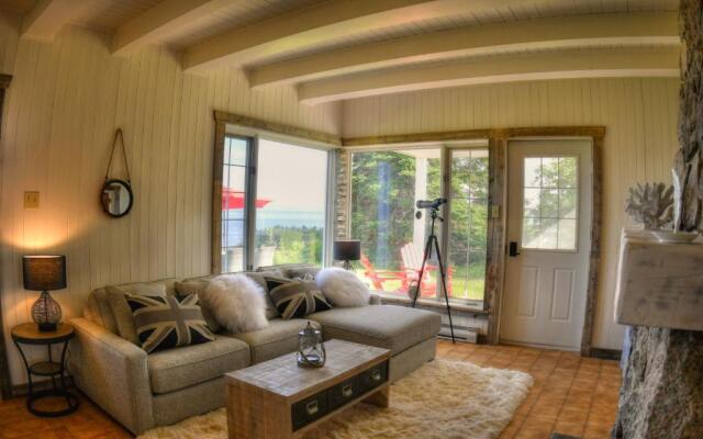 Les 2 Iles - Les Chalets Spa Canada