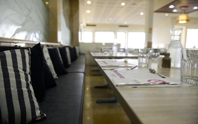 Tsell Harim Hotel