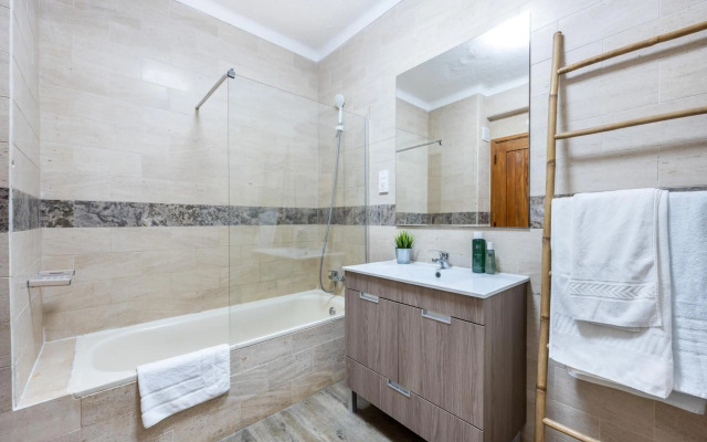 Apartment Julio Pomar, swimming pool