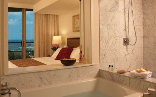 Jet Luxury @ The Trump Waikiki