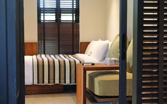 The Henry Hotel Manila